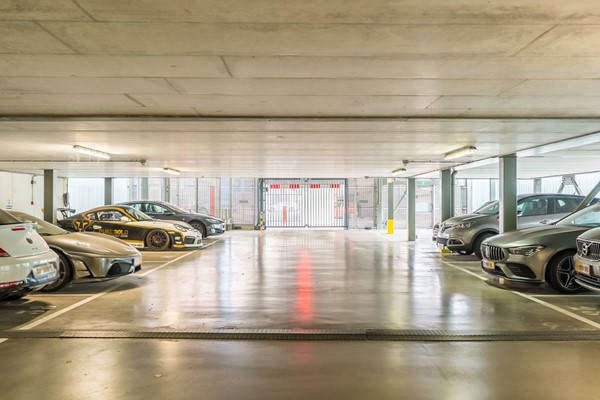 Medium property photo - Prins Willem-Alexanderweg 123, 2595 BT The Hague